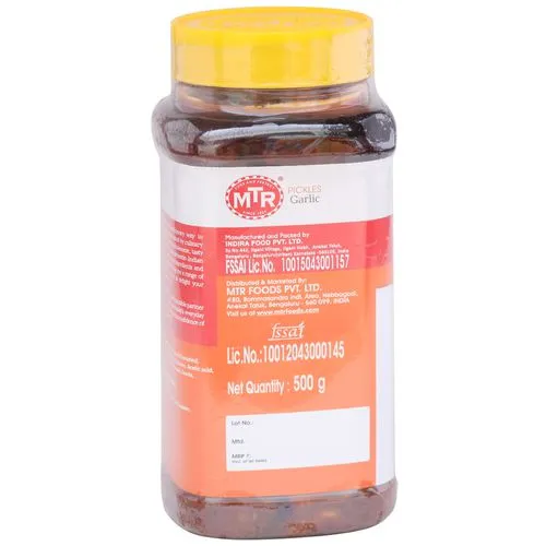 MTR Pickle Garlic 500 g Jar