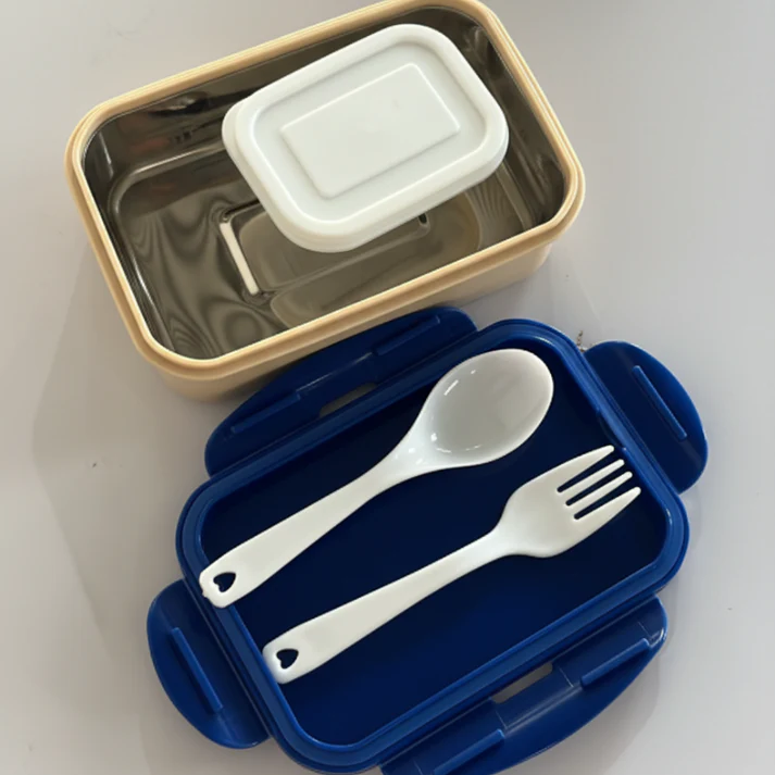 KidsStainlessSteelLunchBoxDurableInnerSteelTiffinwithPlasticOuterEasyCleanSchoolLunchBox_RandomColor-Packof1_2